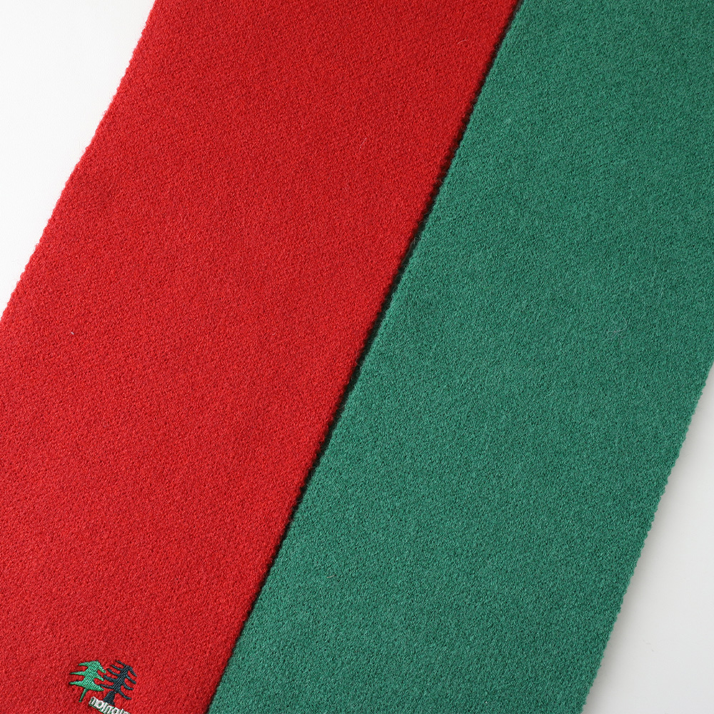 ミニツリー刺繍マフラー